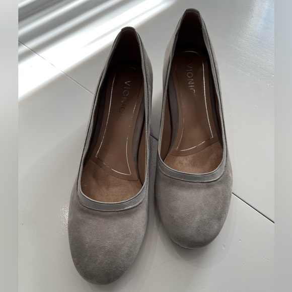 VIONIC | 9 | Suede | Natalie - Picture 3 of 13